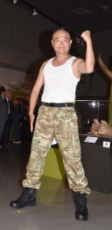 ���ʓW�w�X�͊��W�`�l�ނ�����4���N�O�̐��E�`�x������ɎQ���������΂��N(C)ORICON NewS inc. 