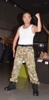 ���ʓW�w�X�͊��W�`�l�ނ�����4���N�O�̐��E�`�x������ɎQ���������΂��N(C)ORICON NewS inc. 