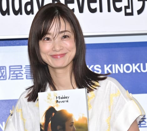 画像・写真 | 上戸彩、15年ぶり写真集は“冒険”「本当はナイスバディー