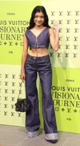 ���C�E���B�g���u�r�W���i���[�E�W���[�j�[�v�W���Z�v�V�����ɏo�Ȃ������[�� �iC�jORICON NewS inc. 