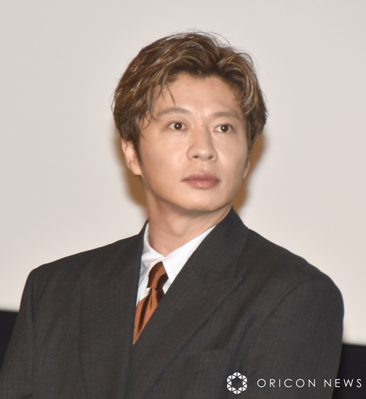 田中圭、梶原善のボヤキに謝罪 足元の悪い岩場をダッシュ「人間って