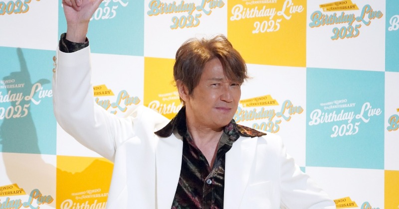 新品未開封　近藤真彦　2025バースデーライブ　パンフレット（ポスター付き） 新品未開封 近藤真彦 2025バースデーライブ パンフレット
