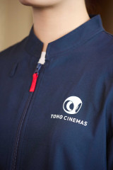 TOHO�V�l�}�Y��22�N�Ԃ�ɃX�^�b�t���j�t�H�[�������V 