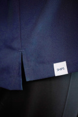 TOHO�V�l�}�Y��22�N�Ԃ�ɃX�^�b�t���j�t�H�[�������V 