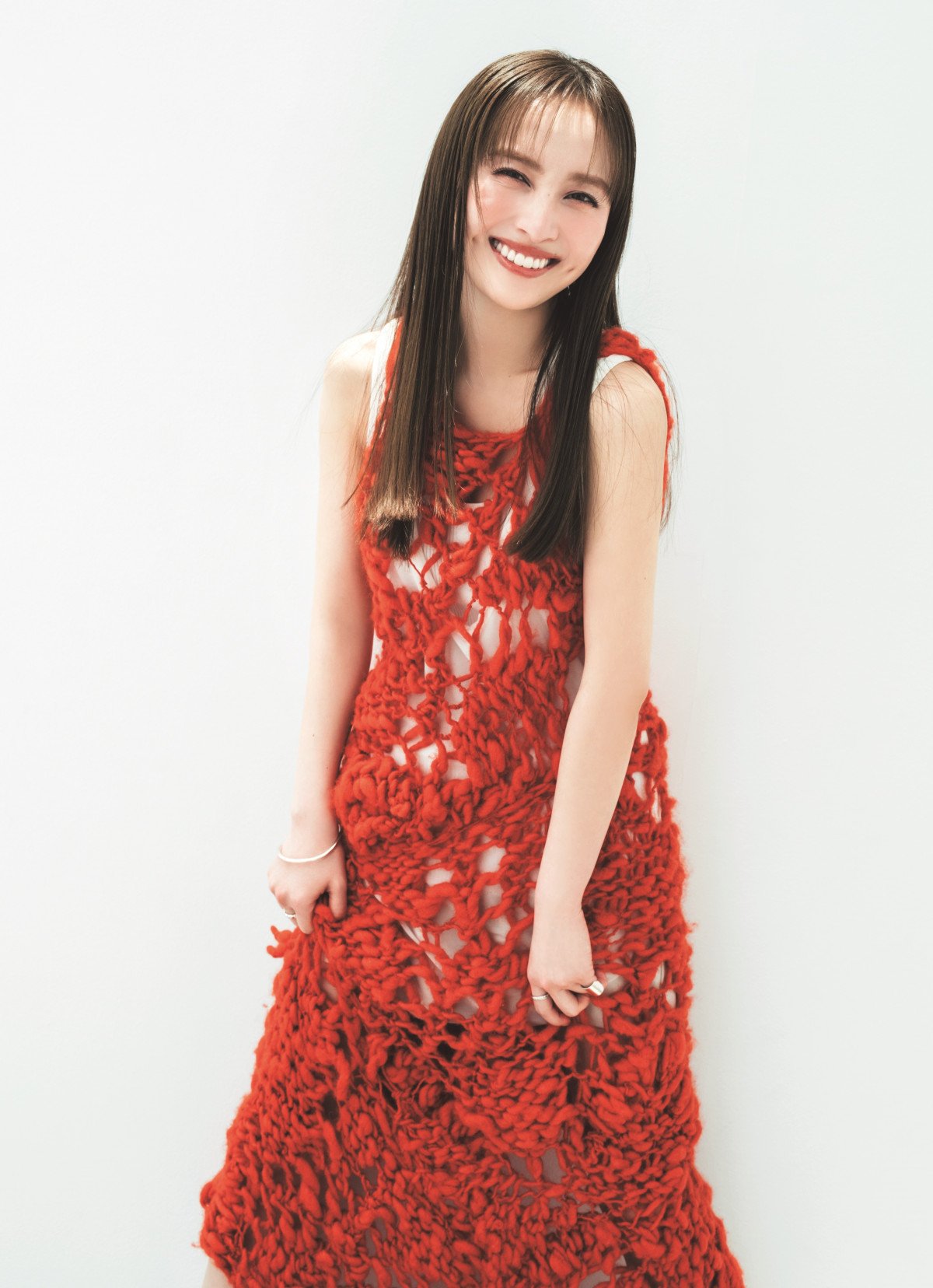百田夏菜子、透き通るような美肌を披露 今年31歳”大人の魅力”に