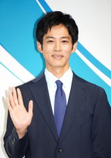 �w�\�j�[���� �V�u�����h�A���o�T�_�[�ECM���\��x�ɓo�d�������Ⓧ�� (C)ORICON NewS inc. 