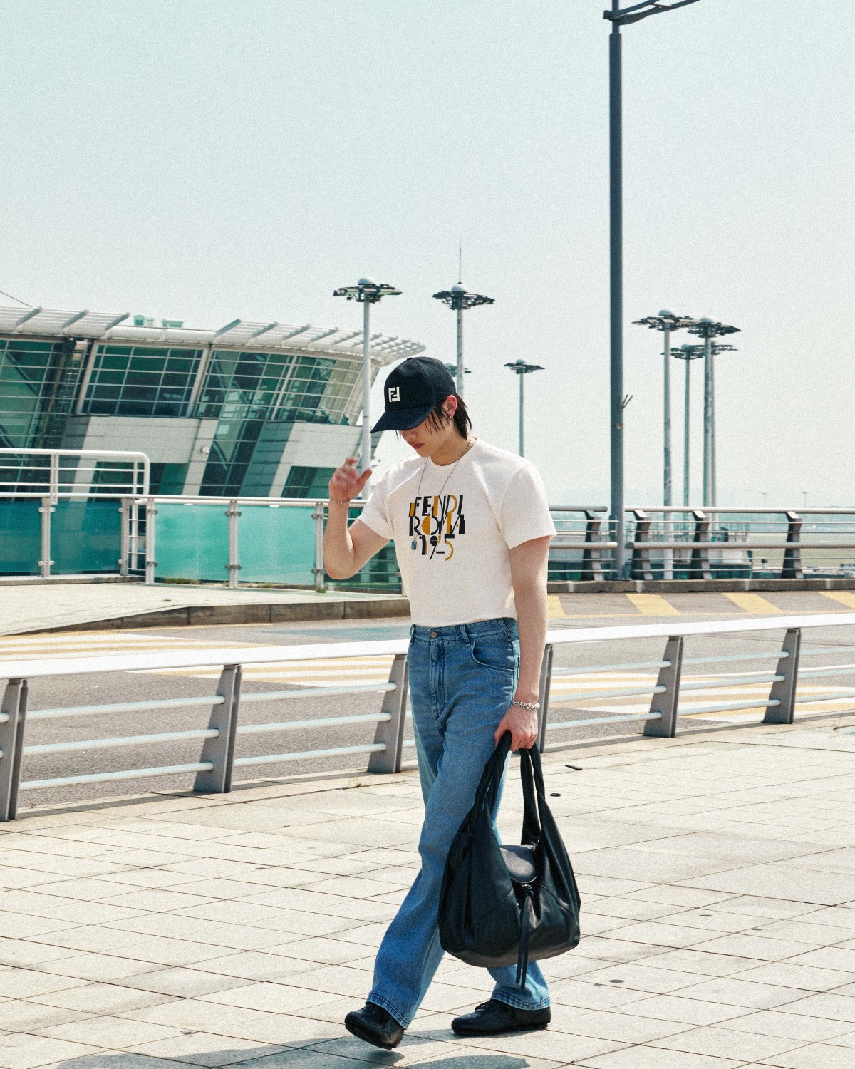 utFfB XpCv𒅗pStray KidsEo` 