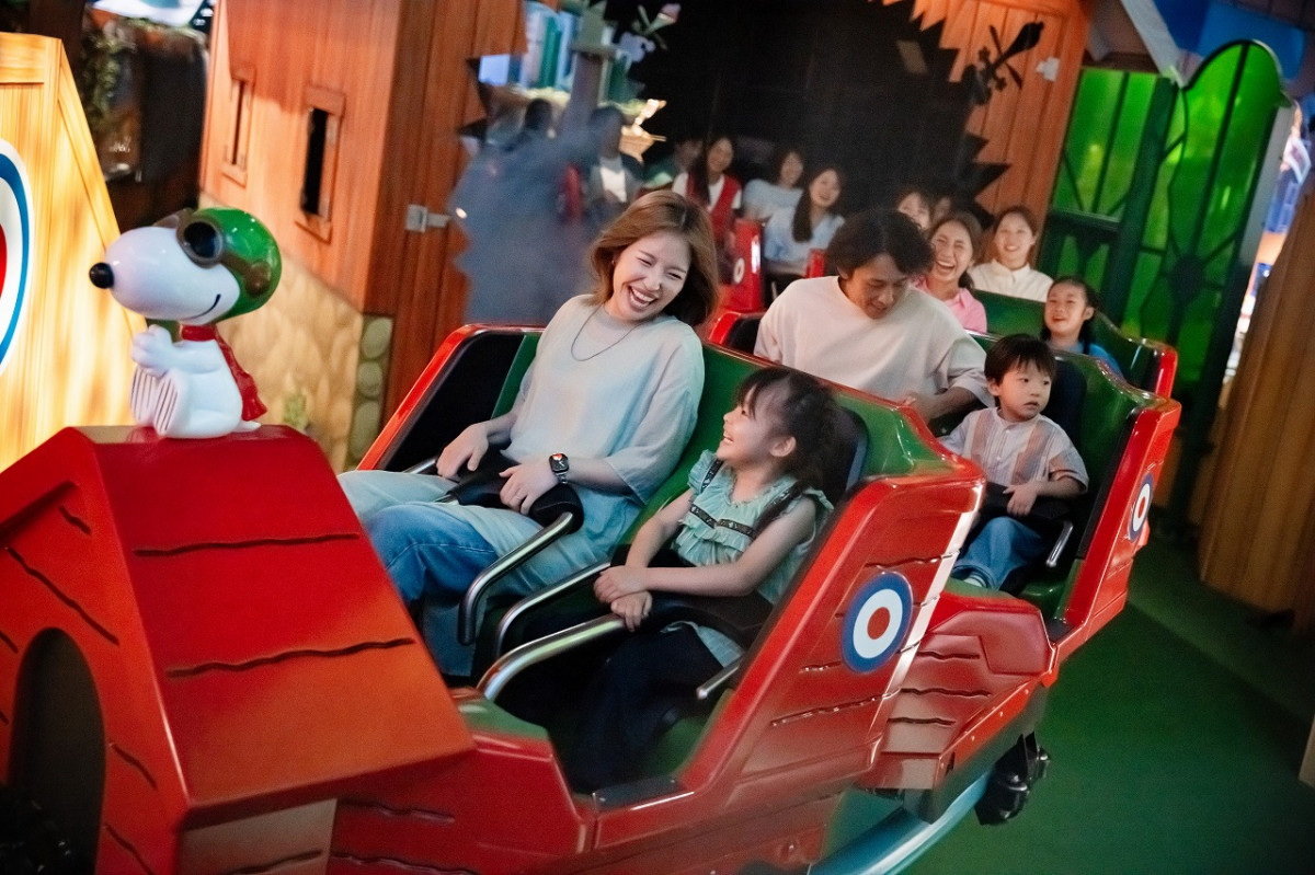 USJ『スヌーピー・スタジオ』リニューアル、「かわいいのにスリル満点