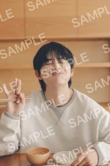 草川直弥、初スタイルフォトブック収録カット解禁 ONE N