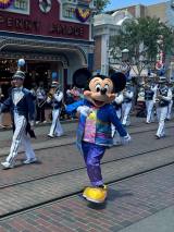 夢が始まった場所へ――70年目のディズニーランド 史上初ウォルト