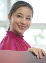 �e���r�����n���j�i�C�g�h���}�w�D�����A�^�āx���씭�\�L�҉�ɏo�Ȃ����������A���[�W����(C)ORICON NewS inc. 