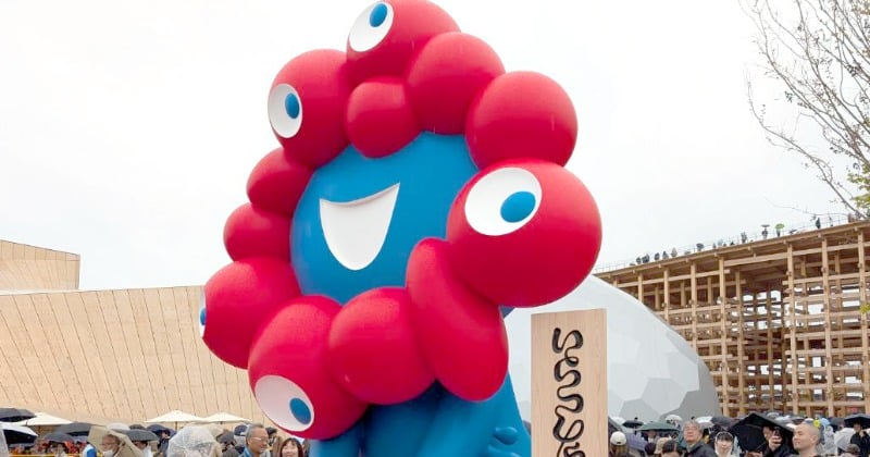 万博　サンリオ×ミャクミャク　立体マスコットクリアキーホルダー 万博 サンリオ×ミャクミャク 立体マスコットクリアキーホルダー
