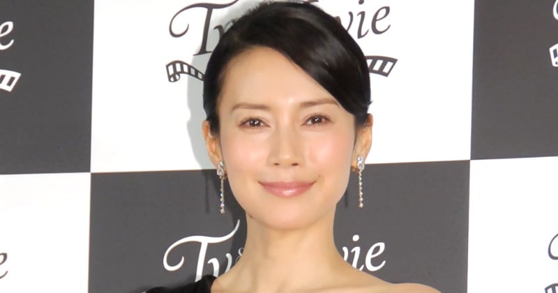 オーストリア在住の中谷美紀、「庭の果樹」を収穫「童話やファンタジーの世界のよう」「まるで果樹園」