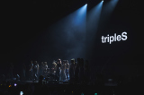 �wtripleS A Live 25 in Tokyo�x �B�e:��댳�A�����O 