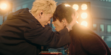 Netflix�V���[�Y�w�O���X�n�[�g�x7��31����萢�E�Ɛ�z�M 