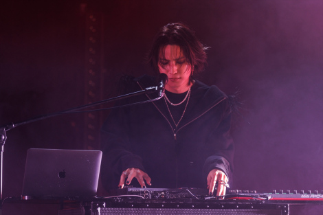 Netflix�V���[�Y�w�O���X�n�[�g�x7��31����萢�E�Ɛ�z�M 