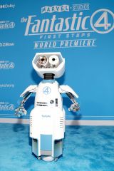 �n�[�r�[�iH.E.R.B.I.E.�j���w�t�@���^�X�e�B�b�N4�F�t�@�[�X�g�E�X�e�b�v�x���[���h�v���~�A�J�� �iC�j2025 Getty Images�^Getty Images for Disney 