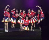 �w��� SUMMER BOOST 2025�x�Ńp�t�H�[�}���X���I����AKB48 (C)ORICON NewS inc. 