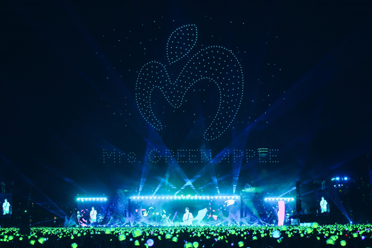 画像・写真 | Mrs. GREEN APPLE、10周年ライブ“大規模”演出で