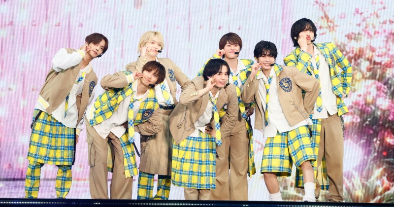 なにわ男子、“728の日”に1.5万人が集結 初の東西ドーム発表で藤原丈