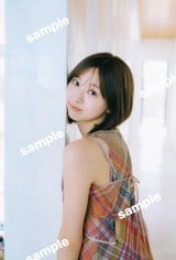 画像・写真 | 日向坂46富田鈴花1st写真集、起き抜けのナチュラルメイク