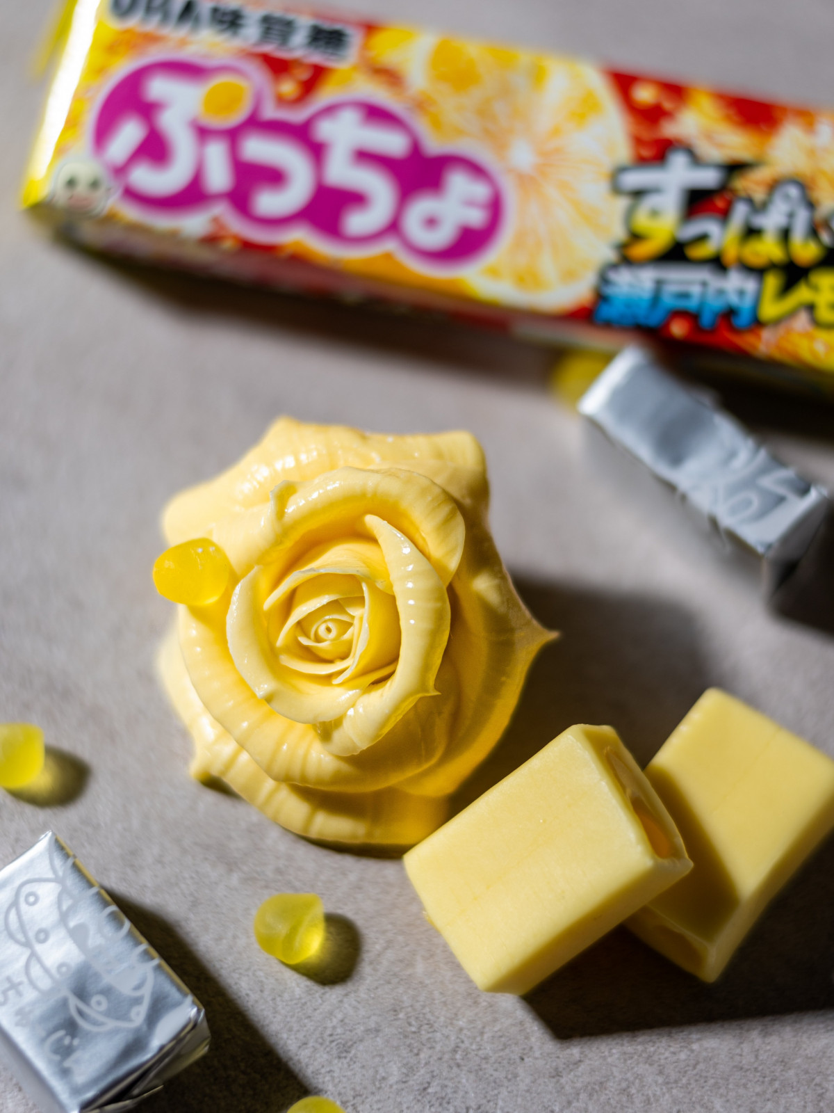 食べるのがもったいない！」砂糖細工師が15分で作った“ぷっちょのバラ