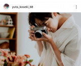 �ʐ^�ƂƂ��Ă�����̏��֗T���A�ŐV�J��������Ɂu�e���V����������`�v�@�������ȃJ�b�g���J�u�������c�������������悷���܂��v 