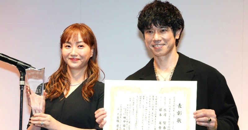 藤本美貴&庄司智春『日本ジュエリー ベストドレッサー賞』初の夫婦受賞「ジュエリー!」