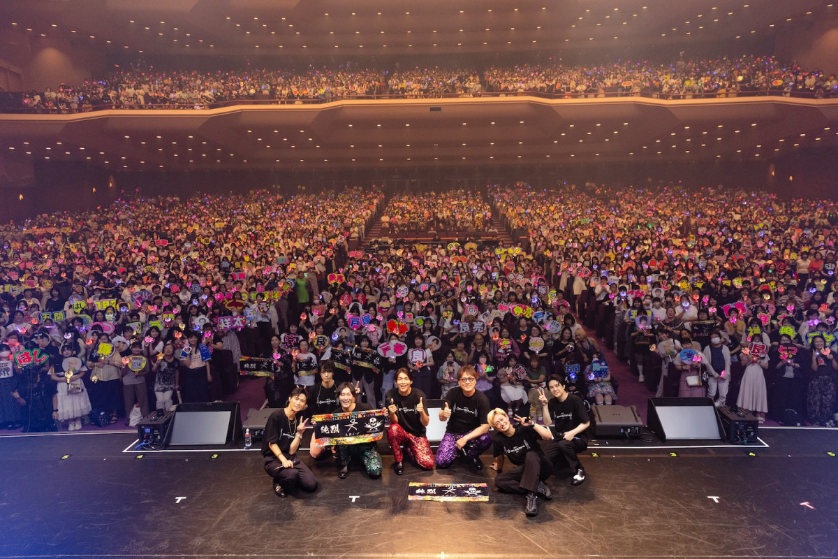 A.B.C-Z、グループ初主催ライブイベント 純烈＆BREAKERZと一夜限りの