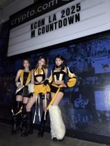 IS:SUE、ロサンゼルスで初ライブ 『KCON LA』大熱狂の迫力パフォーマンス【セットリスト掲載】 