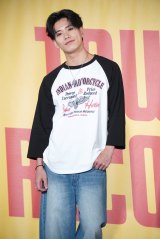 1st�t�H�g�u�b�N�w������̂��Ɓx�����L�O��ɓo�d����PSYCHIC FEVER�E���g�Îu �iC�jORICON NewS inc. 