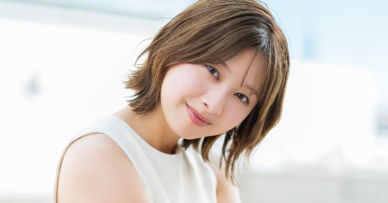 日向坂46富田鈴花、1st写真集でのスタイルを自画自賛 コンプレックス