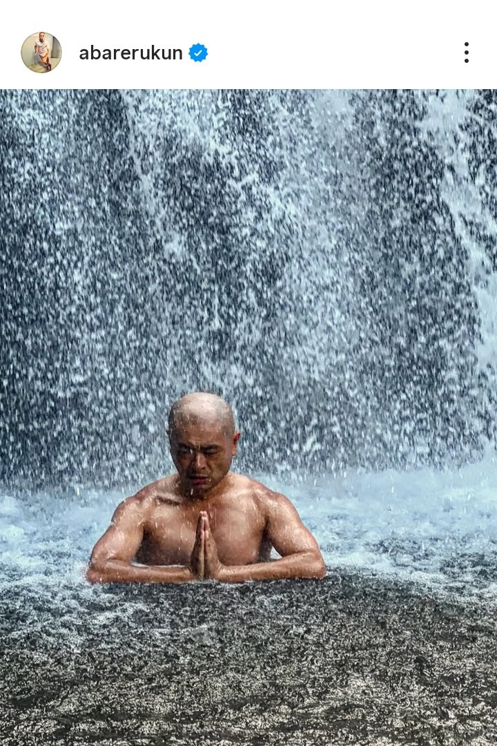 ΂Nȗ鋫!!v(ʐ^̓CX^O @abarerukun ) 