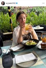 画像・写真 | 42歳・加藤あい、“胸元ざっくり”ヒョウ柄ワンピの夏