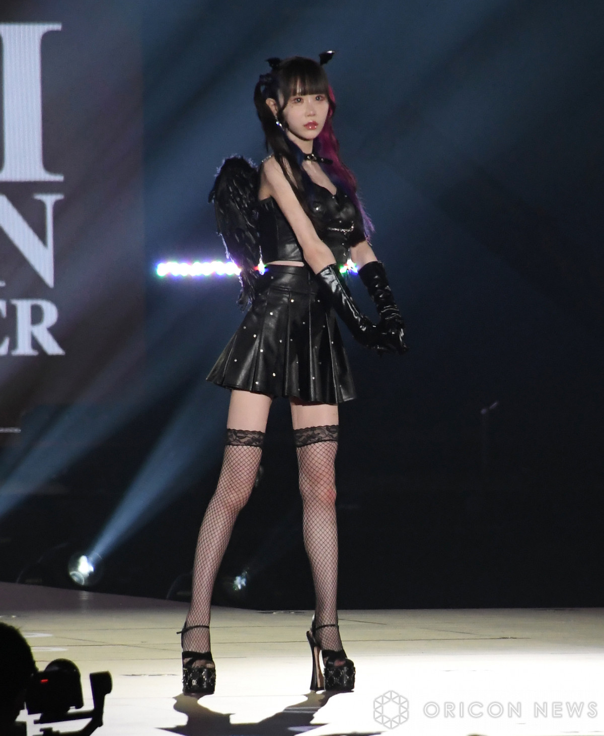 話題のゆりにゃ、悪魔＆網タイツコスチュームでドームを堂々