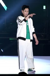 画像・写真 | 51歳の元光GENJI・佐藤アツヒロ、ファッションランウェイ