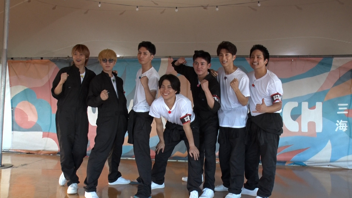 WEST.海の家でゲリラ公開収録 小瀧望の素のリアクションを藤井流星が