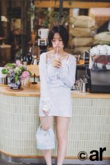 �匴�D�T�A��_�ȒZ�ߏ�𒅂��Ȃ����r�P�� �~�j�X�J�œ����E�������͂� 