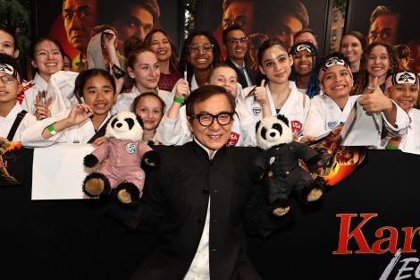 wxXgELbhFWFYx829̓{Jɂ킹AWbL[E`F̗ 