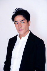 �k����P�A���t���h���w���A�O��x�ɏo�� ��l���E���́g���h�� 