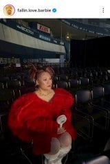 �o�[�r�[�u���ɏ���t�@�b�V�����̍ŏI�`�Ԃɂ��ǂ蒅�����C���v(�ʐ^�̓C���X�^�O���� @fallin.love.barbie ���) 