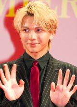 �f��w�J���_�T�� THE LAST NIGHT�x�W���p���v���~�A�ɓo�ꂵ���g�c���� (C)ORICON NewS inc. 