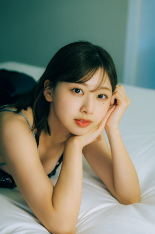 画像・写真 | 日向坂46富田鈴花、1st写真集特典のランジェリー