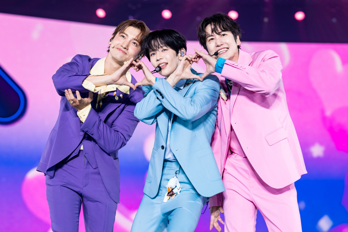 SMTOWN LIVE』RIIZE、圧巻のステージで東京ドームを掌握