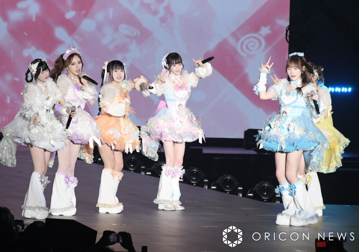 専用　ホワイト　ゆりにゃ 画像・写真 | 騒動渦中ゆりにゃ“激変”連発「ガチスタイル良すぎ