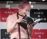 ���\���ʐ^�W�wTRENTE�x�����L�O�C�x���g�O��މ�ɓo�d���������}�E�V���[�� (C)ORICON NewS inc. 