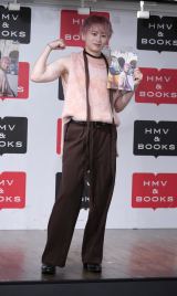 ���\���ʐ^�W�wTRENTE�x�����L�O�C�x���g�O��މ�ɓo�d���������}�E�V���[�� (C)ORICON NewS inc. 