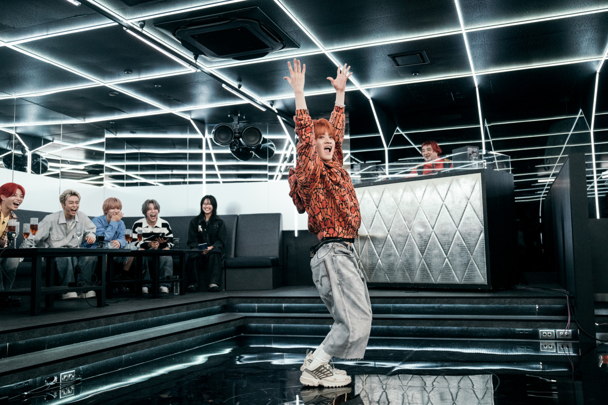 w}[_ -MAZE OF DANCEx(C){er 