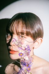 �D�P�𔭕\������舻�� 