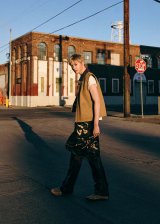 uCORTISvRZvgʐ^2e(MARTIN)(P)&(C)BIGHIT MUSIC 